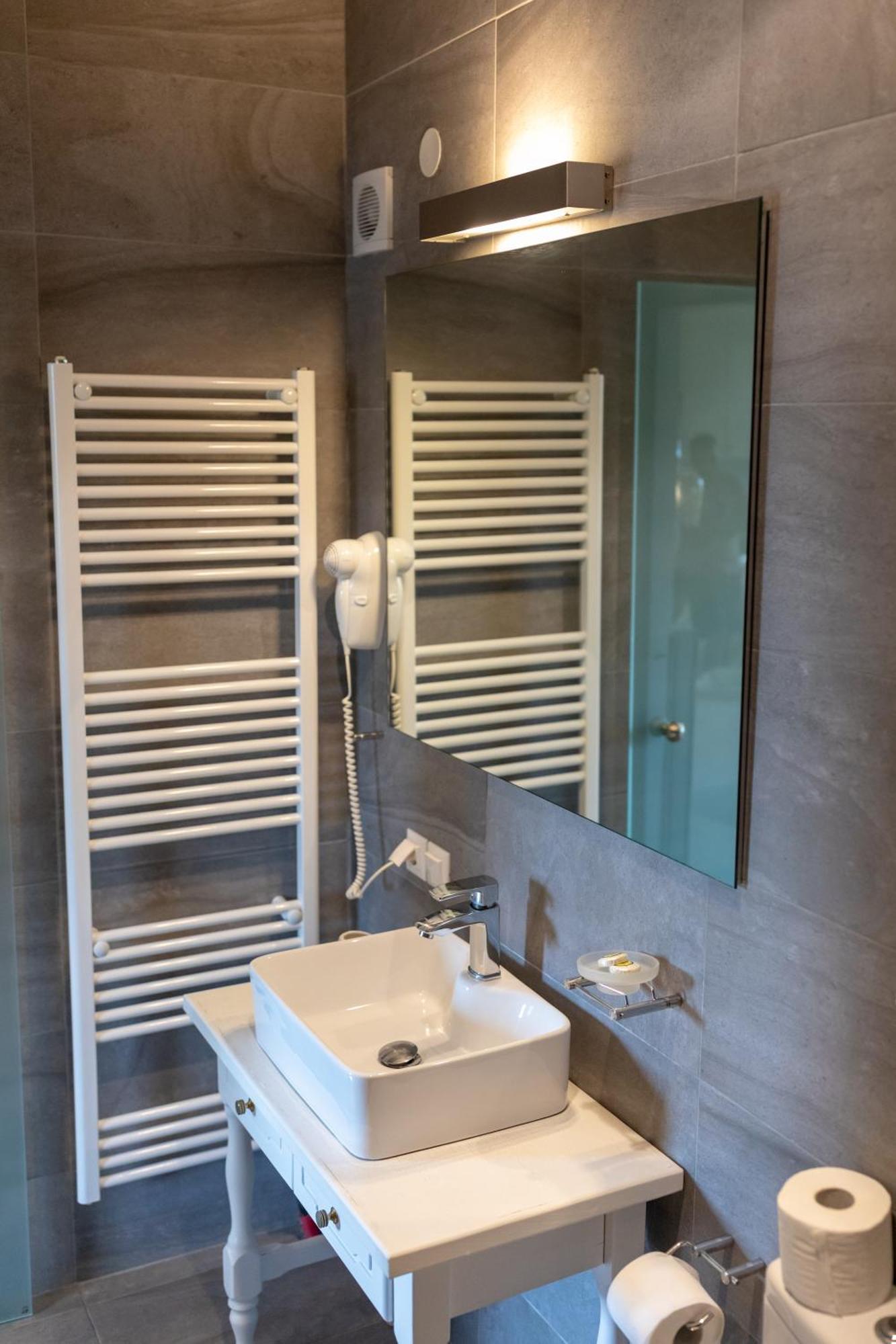 Ampoulos Rooms & Apartments Kedro Ngoại thất bức ảnh